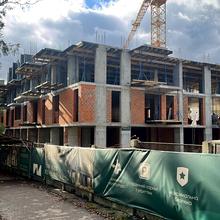 Ход строительства ЖК Novatsia, 1-5 секции, октябрь 2025