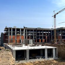 Хід будівництва HILLTOP, 8-10 секції, березень 2026