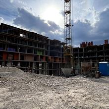 Ход строительства ЖК Family Plaza 2, 1-2 секции, апрель 2026