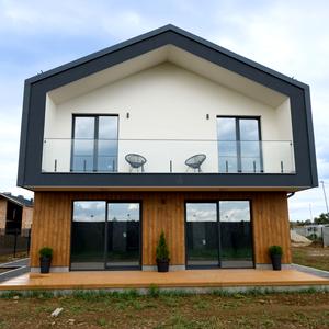VILLA «HARMONIA»