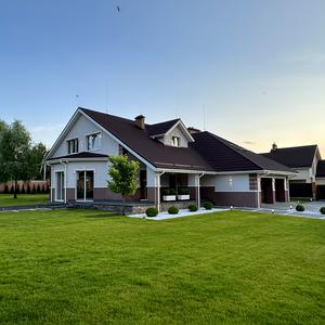 вул. Зоряна, 36 (з ремонтом)