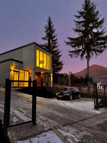 КМ Solomon Residence