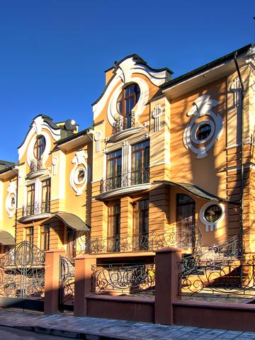 вул. Барвінських, 1а