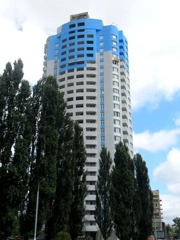 вул. Ревуцького, 7в