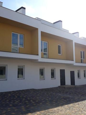 Domino Townhouse