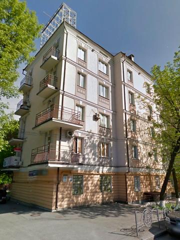 вул. Довженка, 2