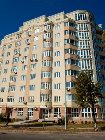 вул. Михайла Драй-Хмари (Тухачевського), 44