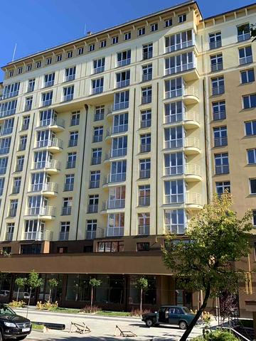 вул. Манастирського, 2а, 4, 6