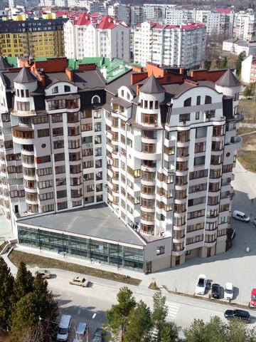 вул. Скоропадського, 14