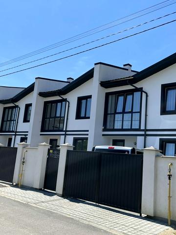 Таунхауси BalHous