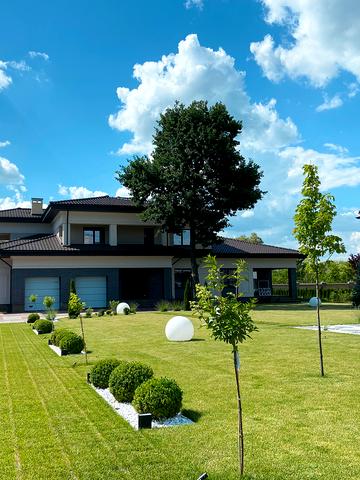 КМ Franko River Club