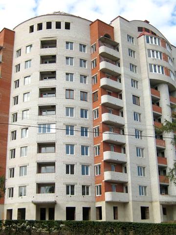 вул. Коновальця, 15