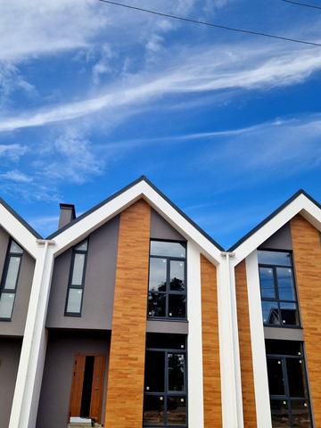 Таунхауси На Водопровідній