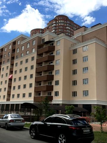 вул. Драгоманова, 38