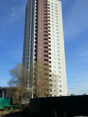 вул. Героїв полку «Азов» (Маршала Малиновського), 8