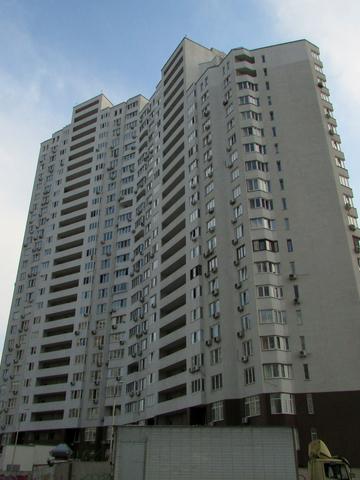 вул. Олени Пчілки, 5