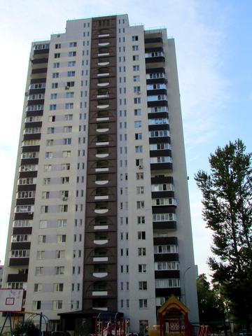 вул. Інженера Бородіна (Лазо), 4-6