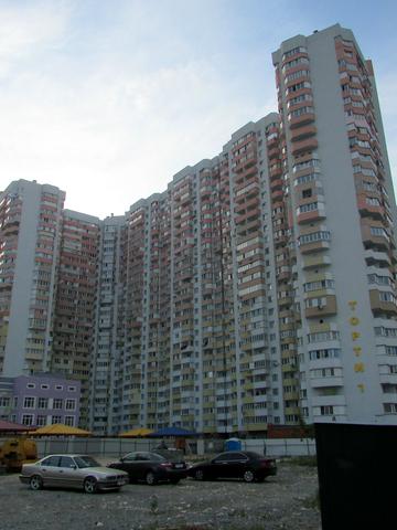 ул. Драгоманова, 6/1