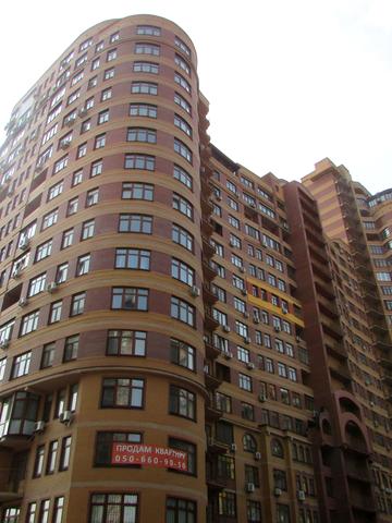 вул. Євгена Коновальця (Щорса), 36в