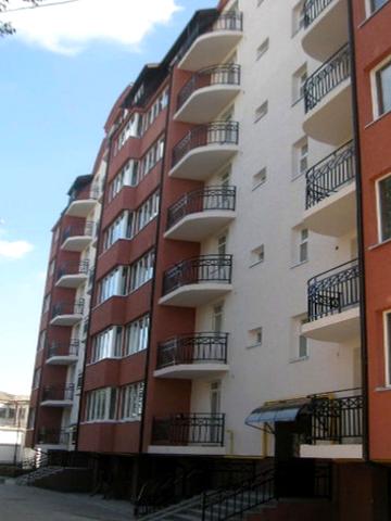 вул. Бандери-Шухевичів / вул. Міхновського