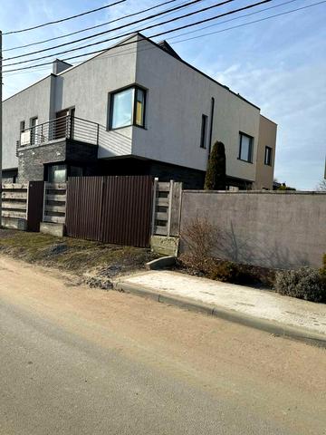 вул. Пилипа Орлика, 51