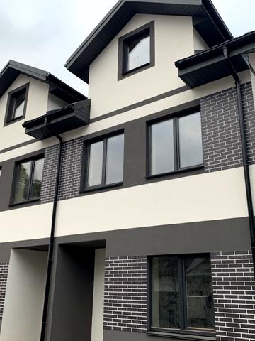 Таунхауси На Котляревського