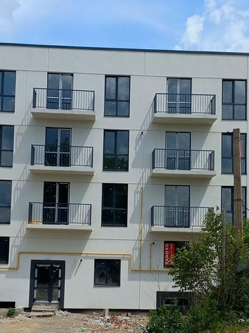 вул. Стадникової, 40