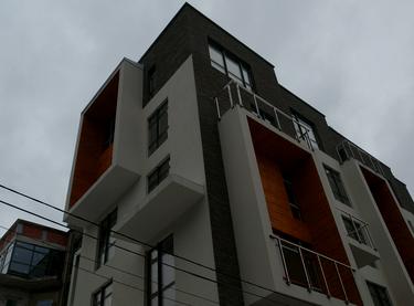 Статус будівництва Клубний будинок Мій на Карманського Будинок 1