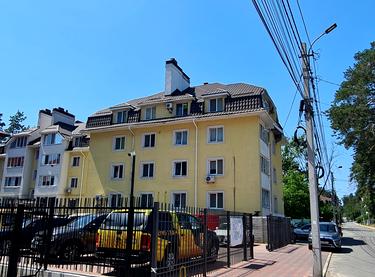 Статус будівництва вул. Літературна (Чехова), 1 Будинок