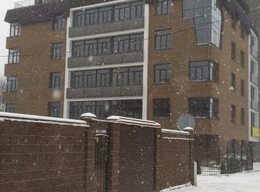 Статус будівництва Клубний будинок Donjon Будинок