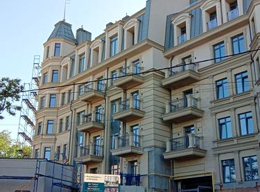 Статус будівництва Клубний будинок Консул Будинок