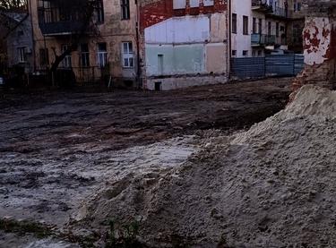 Статус будівництва Bernard Gallery by PRAUD Будинок