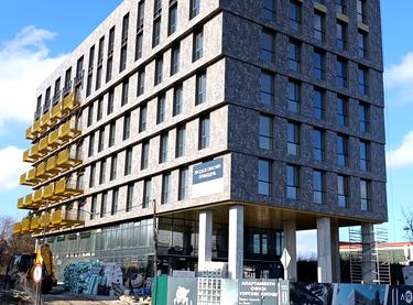 Статус будівництва Q-10 