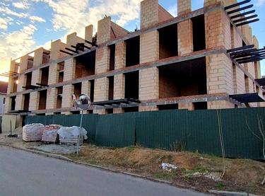 Статус будівництва V2 Будинок