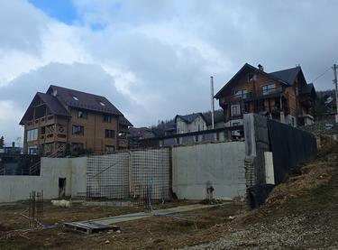 Статус будівництва Вище Неба Будинок