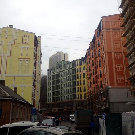 Ход строительства ЖК Подол Градъ, 8-12 дома (ул. Дегтярная, 29, 31), март 2019