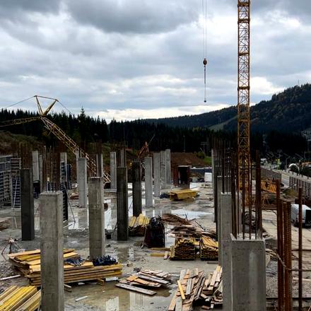 Ход строительства Апарт-комплекс GLACIER, блок LUX, октябрь 2023