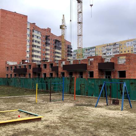 Ход строительства ул. Вооруженных сил Украины (Интернационалистов), 35/1-35/5, 7 дом, март 2025