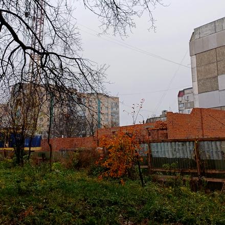 Хід будівництва вул. Євгена Коновальця, 1, Будинок, листопад 2025