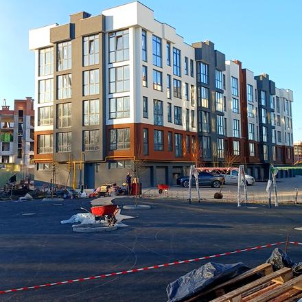 Хід будівництва ЖК Dobre Misto, вул. Паркова, 15, листопад 2025