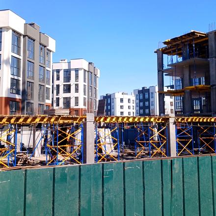 Ход строительства ЖК Dobre Misto, ул. Парковая, 9, март 2026