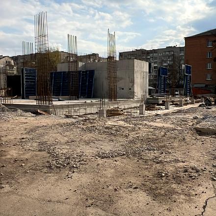 Хід будівництва вул. Академіка Янгеля, Будинок, квітень 2026
