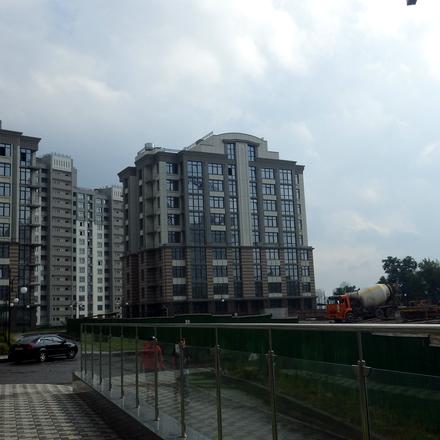 Хід будівництва ЖК Новопечерські Липки, вул. Михайла Драгомирова, 20а, липень 2014