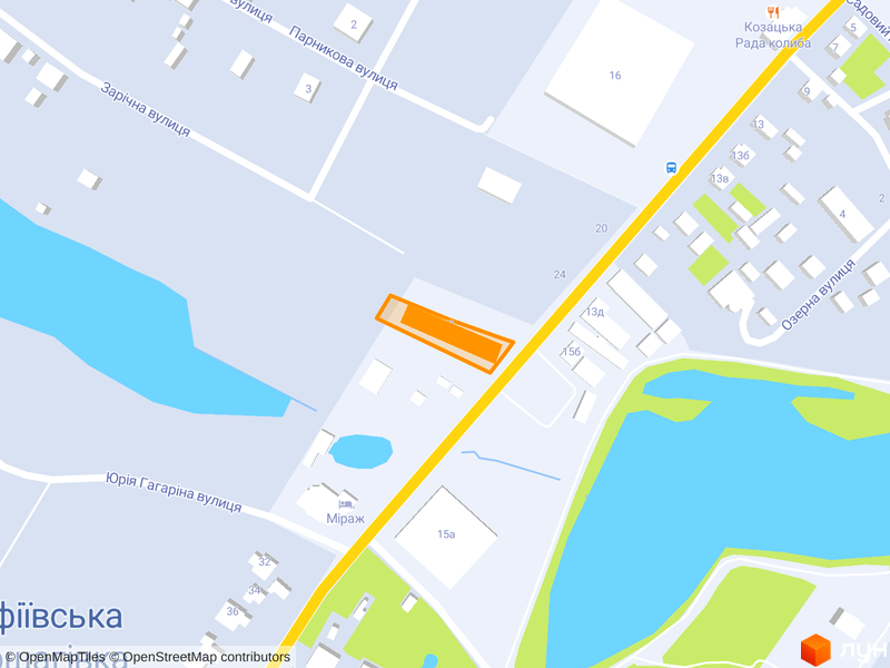 вул. Соборна (Леніна), 28