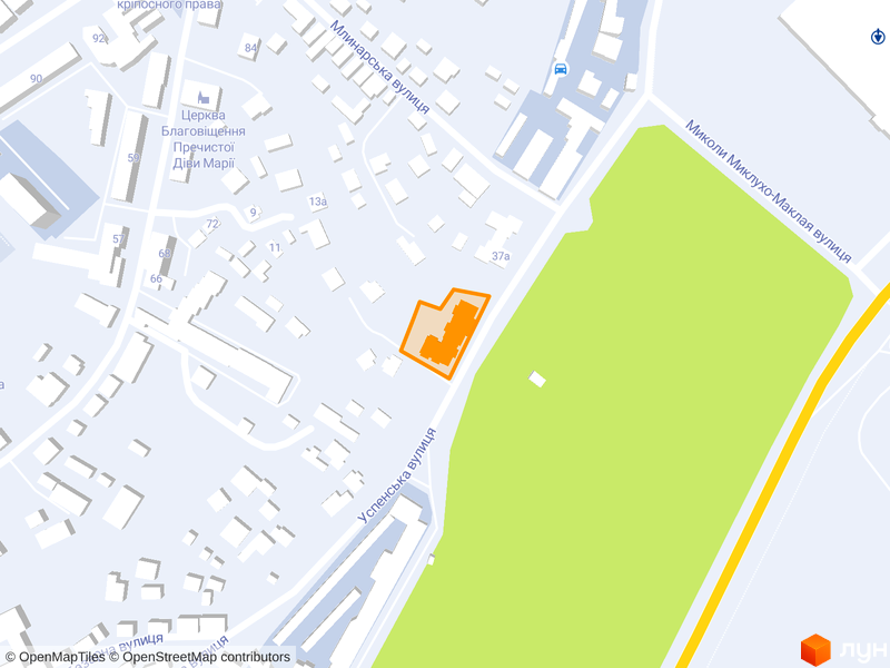 вул. Базарна, 37б