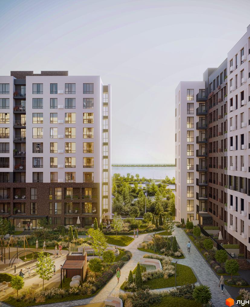 Житловий комплекс Premier Bay з фасадами з білої штукатурки та цегли, з балконами. Прибудинкова територія з дитячим майданчиком та зеленими зонами.