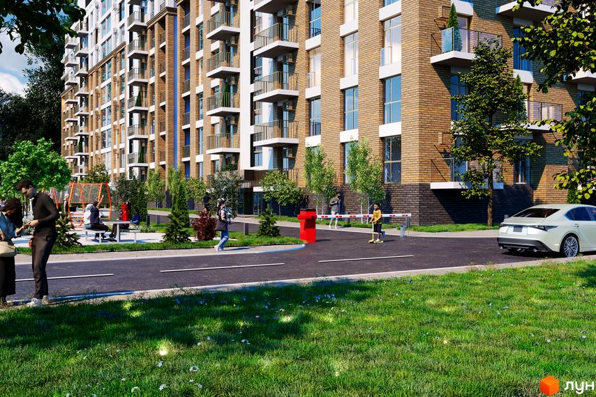 Зовнішній вигляд новобудови ЖК Кориця з цегляним фасадом та балконами. Прибудинкова територія з дорогою, газоном та людьми.