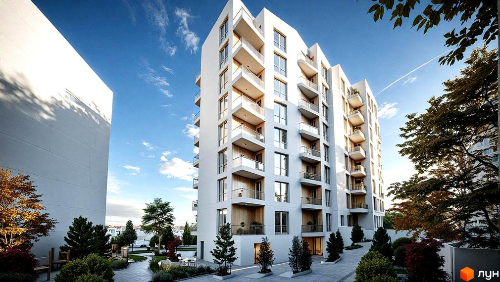 Житловий комплекс SAB Трускавець: білий багатоповерховий будинок з балконами та дерев'яними вставками. Прибудинкова територія з доріжками та зеленими насадженнями.