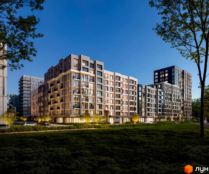 Житловий комплекс New Tone. Сучасна архітектура будівель з великими вікнами та балконами, зелена прибудинкова територія з освітленням.