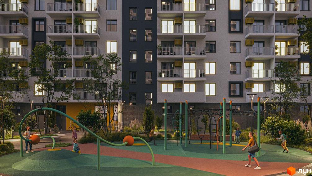 Новобудова ЖК Авантаж 247 з дитячим майданчиком та зеленими зонами. Фасад будинку має багато балконів та вікон, що виходять на прибудинкову територію.